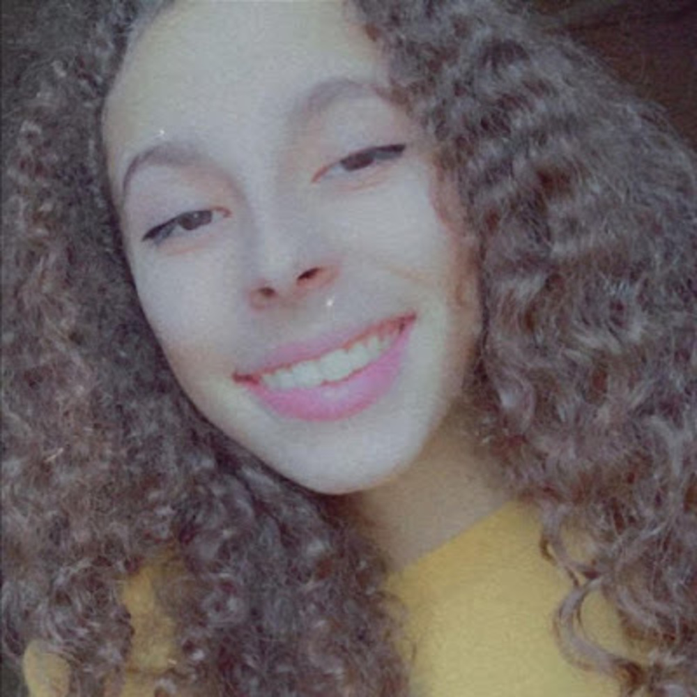 Meet your Posher, Alexis